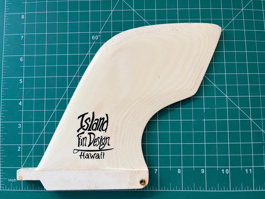 used 6  1/4" off white fiberglass Island Fin Design Hawaii mini hatchet surfboard fin.