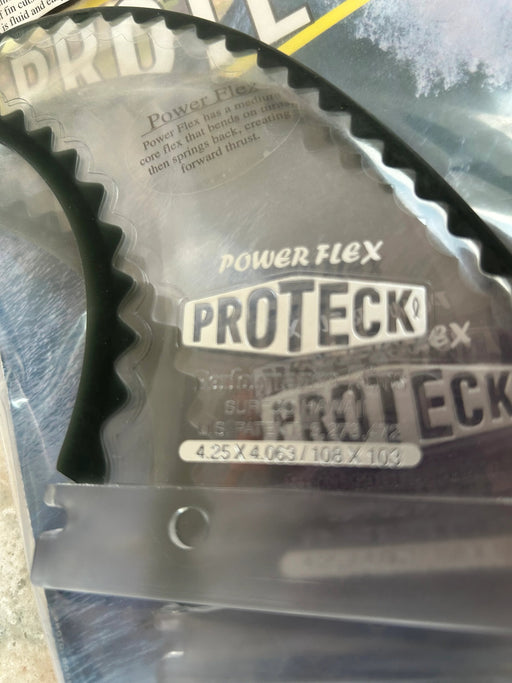 Power Flex is a thruster set of Pro Teck Fin with a medium core flex select FCS Futures fin base