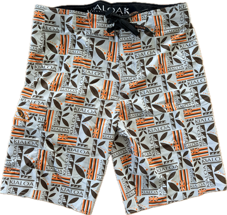 Kialoa Hawai'i Flag Men's 20" Lawai Board Shorts featuring 4-way stretch boardshorts with Hawaiian Flag and the Kialoa logo patterns front view.