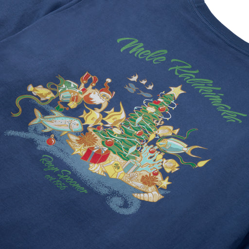 Reyn Spooner logo Hawai'i Christmas  Mele Kalikimaka Santa under the sea Long sleeve navy T-shirt zoom in on scene