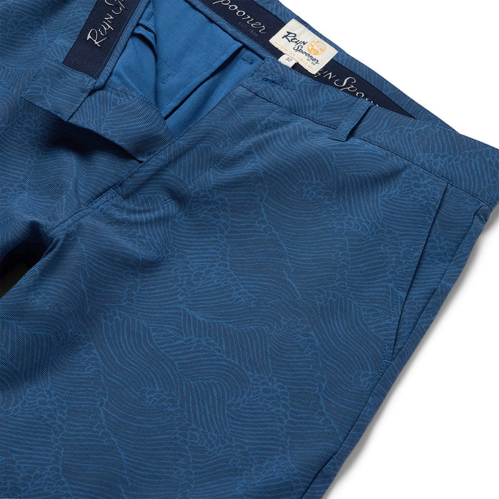 Reyn Spooner Archival Molokai Channel Navy Print Men's Shorts Front View Zoom In.