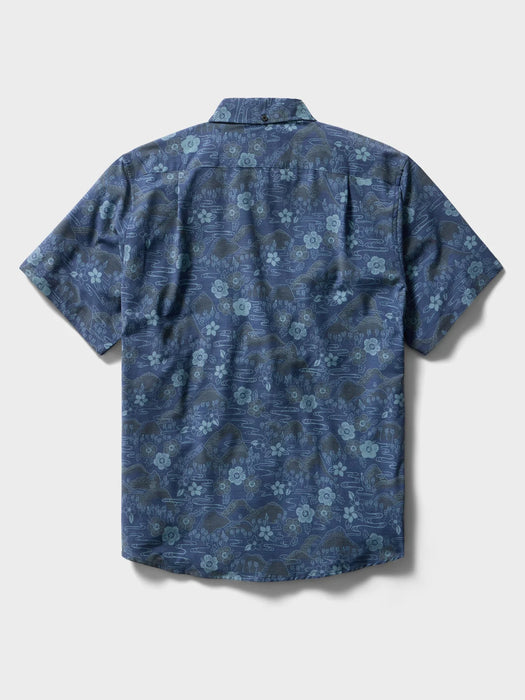 Reyn Spooner Sakura Fields Navy short sleeve light weight Performance Button up back view